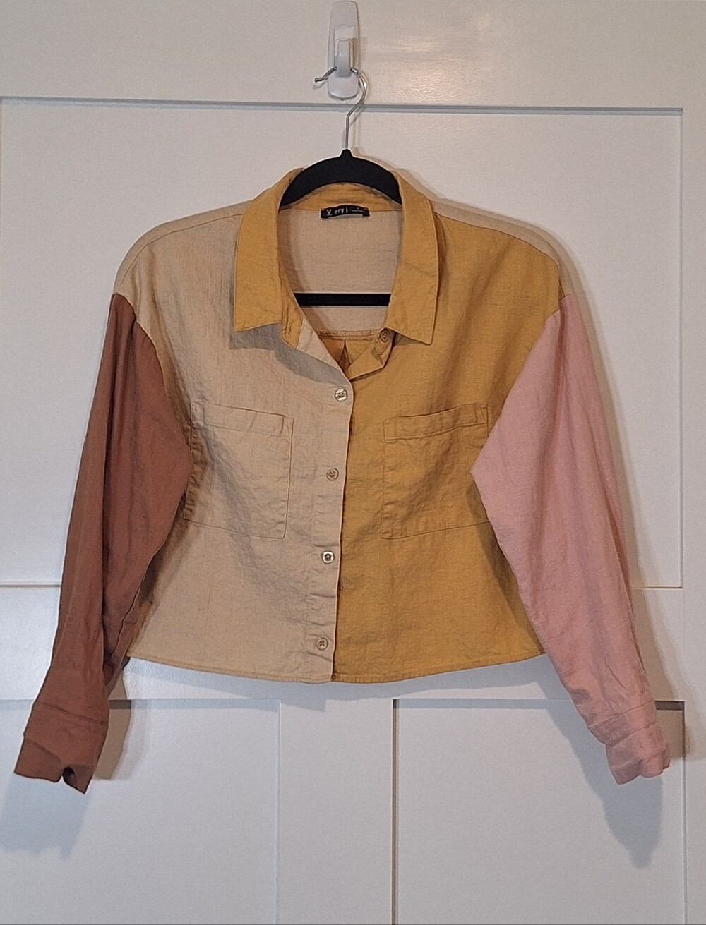 Very J Linen Viscose Cropped Button Down Colorblock Shirt Small Long Sleeves